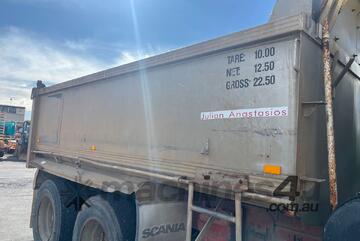 Scania 1989   113H Tipper