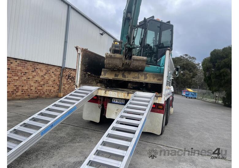 3.5m - 5Tonne Heavy Duty Rubber Tyre,Rubber Track Machinery Loading Ramps
