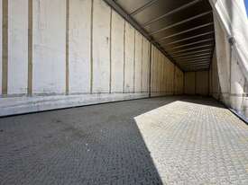 2023 Krueger ST-3-38 Tri-Axle Curtainside Trailer - picture1' - Click to enlarge