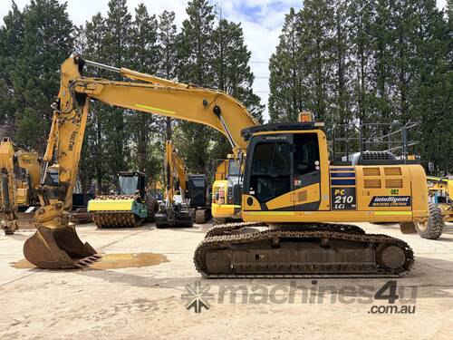 2016 Komatsu PC210 Hydraulic Excavator 