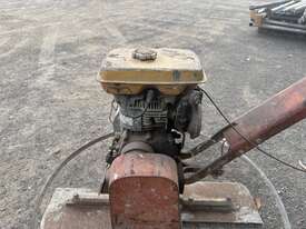 Master finish walk behind concrete trowel - picture0' - Click to enlarge