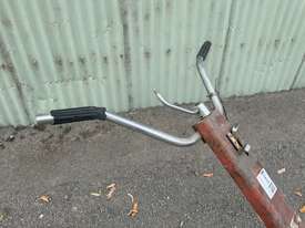 Master finish walk behind concrete trowel - picture2' - Click to enlarge