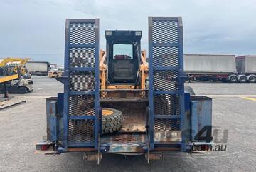 Case 40XT Wheeled Skid Steer & Trailer Combination