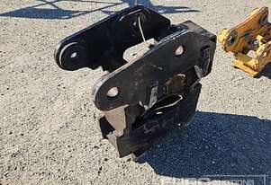 Hydraulic Tilting Quick Hitch to suit 5 - 6.5 Ton Excavator