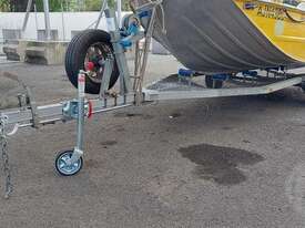 Sales Trailers 17ft - picture0' - Click to enlarge