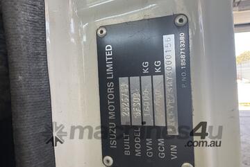 2002 Isuzu FVR 950 4x2 Crane Truck (Manual) (16T GVM)