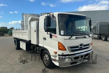 Hino 2016   FD500 1124 Tipper