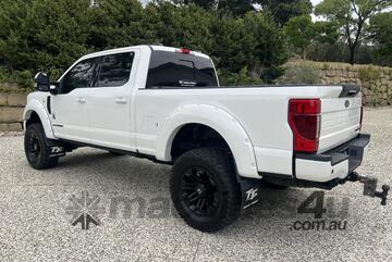 Ford F250 Black Widow Superduty