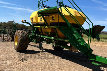 John Deere 1910 Air Seeder Cart Seeding/Planting Equip
