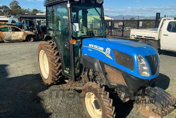 2016 New Holland T4.85v Tractor