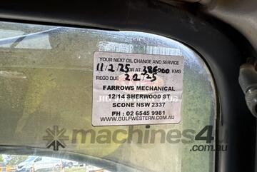 2000 UD CWB455 (6x4) Water Truck