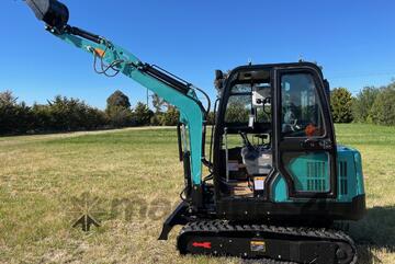 EXCEVATOR 4 TON WITH AIR CONDITIONING