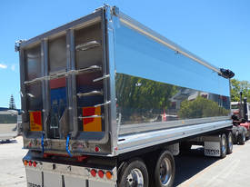 2007 TEFCO 4 AXLE CHASSIS TIP DOG TRAILER - picture2' - Click to enlarge