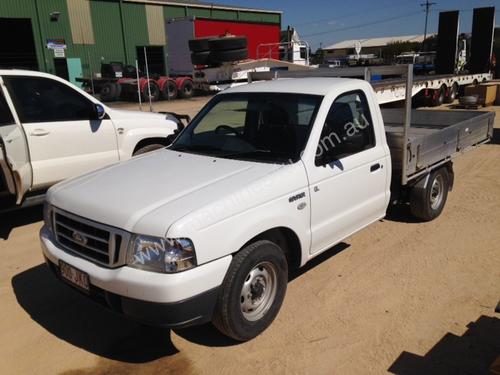 FORD COURIER 4 X 2 TRAYBACK UTILITY