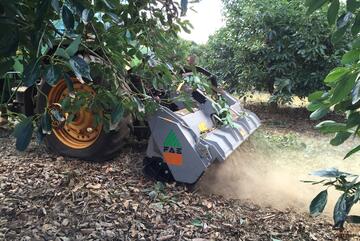 UMM/DT 200 mulcher suit tractors 140-240 hp