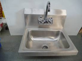 NEW COMMERCIAL STAINLESS STEEL WASH BASIN WITH TAP - picture0' - Click to enlarge