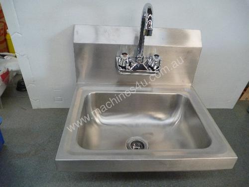 NEW COMMERCIAL STAINLESS STEEL WASH BASIN WITH TAP