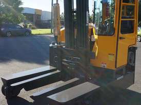 Combilift C3000 Multi-Directional Forklift - picture0' - Click to enlarge