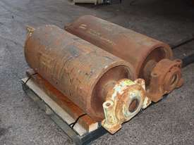 Set of 2 Roller conveyor rollers mining  - picture0' - Click to enlarge