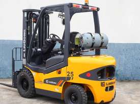 Liugong CLG2025H LPG / Petrol Counterbalance Forklift - picture0' - Click to enlarge