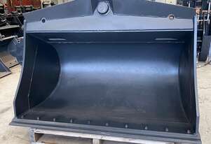 Roo Attachments 8 Tonne Hydraulic Tilt Bucket 1500mm Roo Attachments 8 Tonne Hydraulic Tilt Bucket 1500mm