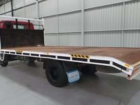 Hino FC Fleeter/Merlin Tray Truck - picture1' - Click to enlarge