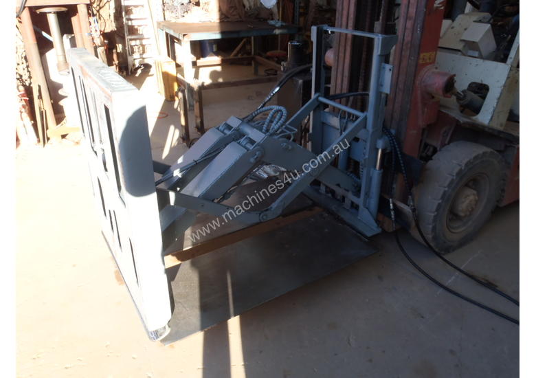 caption Slipsheet Forklift Attachment Class 2 Cascade