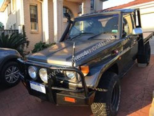 Toyota land cruiser Ready for hunting n F.W.D