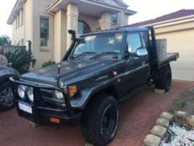 Toyota land cruiser Ready for hunting n F.W.D - picture2' - Click to enlarge