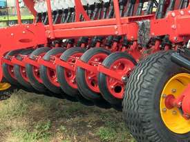 2018 AGROMASTER DSF 20 DOUBLE DISC NO TILL SEED DRILL (3.0M) - picture2' - Click to enlarge
