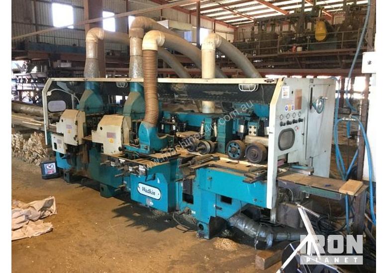 caption Wadkin XE220 Timber Moulder