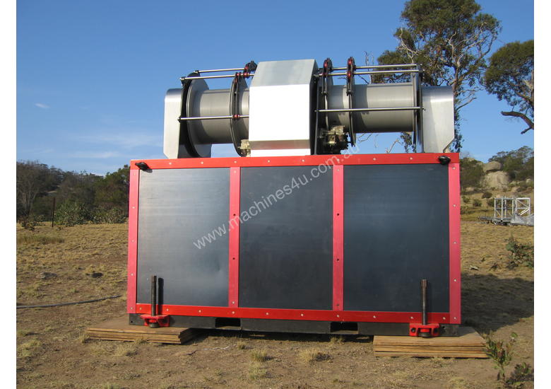 caption Hydraulic / eletric high speed winch