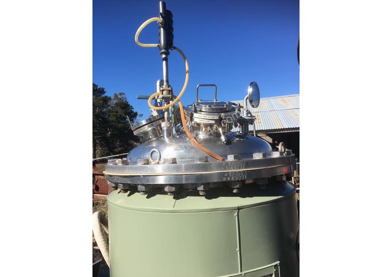 caption Pressure Vessel