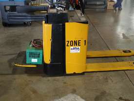 ELECTRIC PALLET FLAMEPROOF - picture0' - Click to enlarge