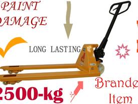 Pallet Truck 2.5-ton TWM BRAND - New with warranty - picture0' - Click to enlarge