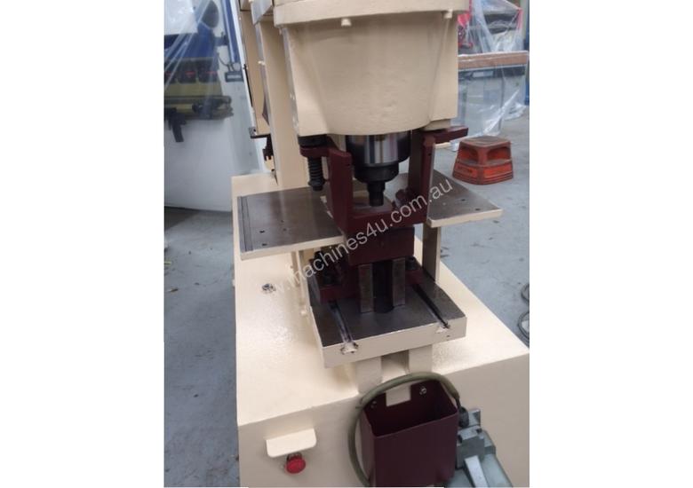 caption Marksman 125 tonne punch and shear ironworker