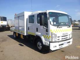2011 Isuzu FRR500 - picture0' - Click to enlarge