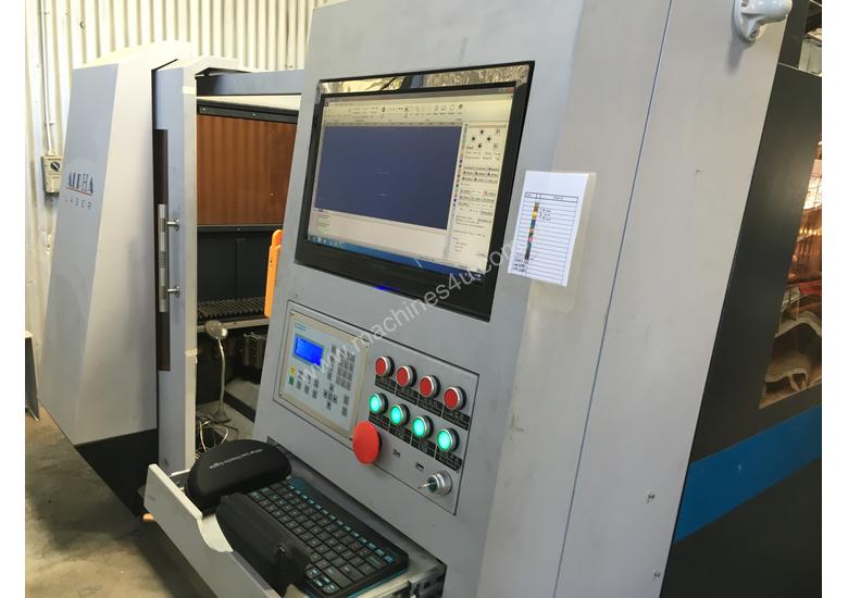 caption ALPHA fiber laser cutter - 700W IPG laser