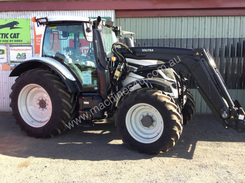 Valtra  N124H FWA/4WD Tractor