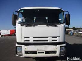 2008 Isuzu FVM - picture1' - Click to enlarge