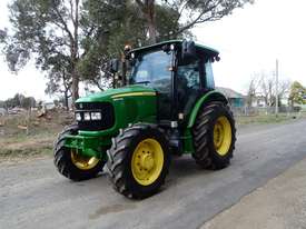 John Deere 5100 FWA/4WD Tractor - picture0' - Click to enlarge