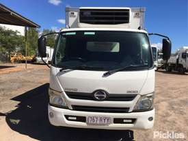 2011 Hino 300 series - picture1' - Click to enlarge