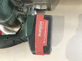 Metabo 18 Volt Rechargeable Battery Circular Saw KSA 18 LTX - picture2' - Click to enlarge