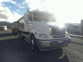 Freightliner FLX CL112 - picture0' - Click to enlarge