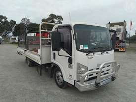 Isuzu NLR 200 - picture0' - Click to enlarge
