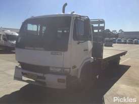 2005 Nissan Diesel UD MK240 - picture1' - Click to enlarge