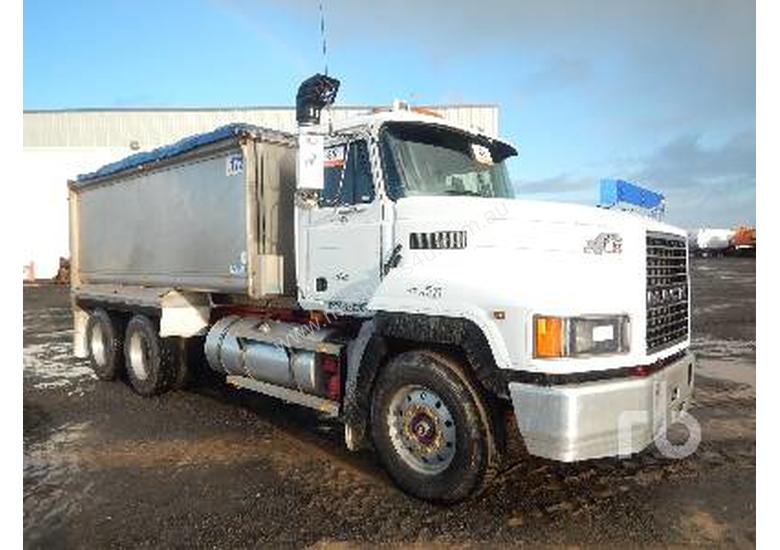 caption MACK CH688RS Tipper Truck (T/A)