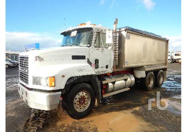 caption MACK CH688RS Tipper Truck (T/A)