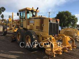 JOHN DEERE 670CH Motor Graders - picture1' - Click to enlarge