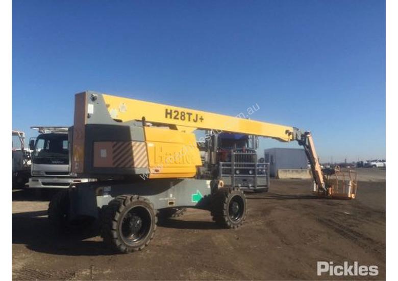 caption 2009 Haulotte H28TJ+